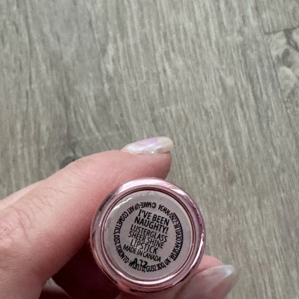 MAC Lipstick - I’ve Been Naughty - Limited Edition - Picture 2 of 3
